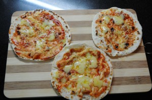 Pizza-Naan-Brot Pizza-Naan-Brot